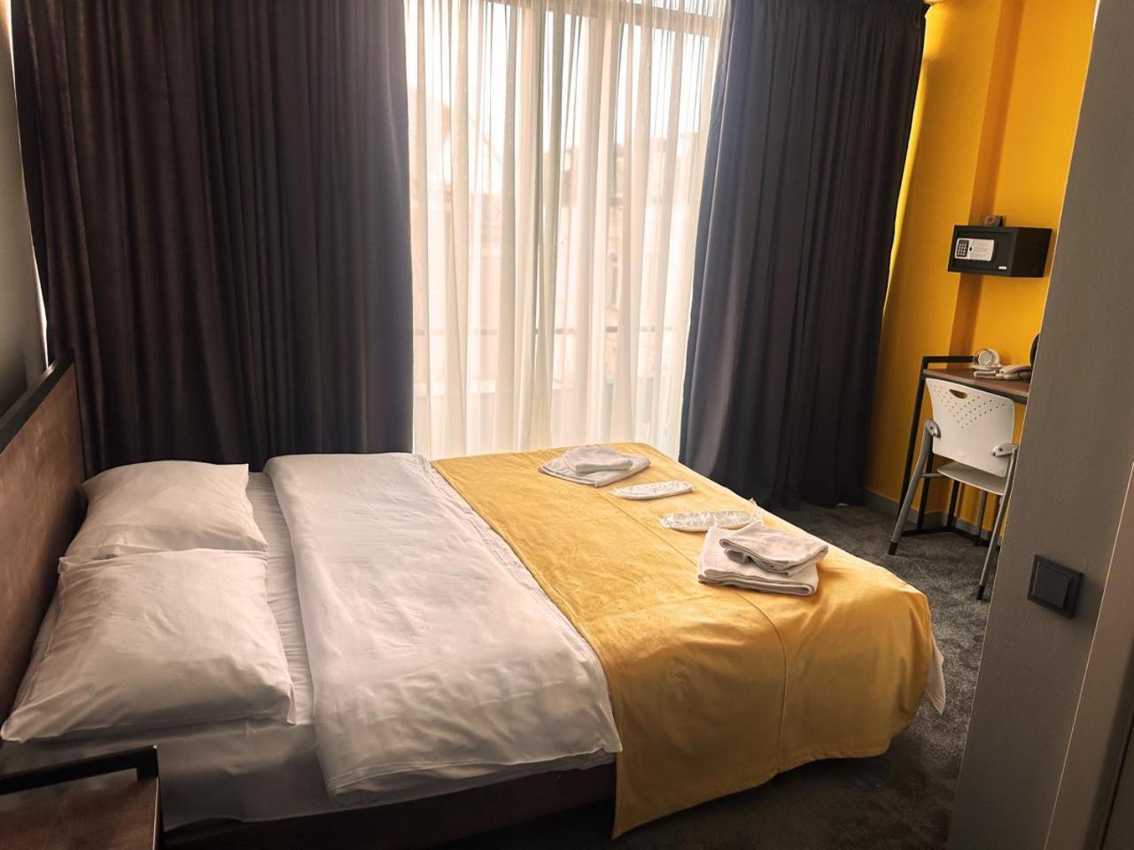 Diuma Hotel Tbilisi Ngoại thất bức ảnh