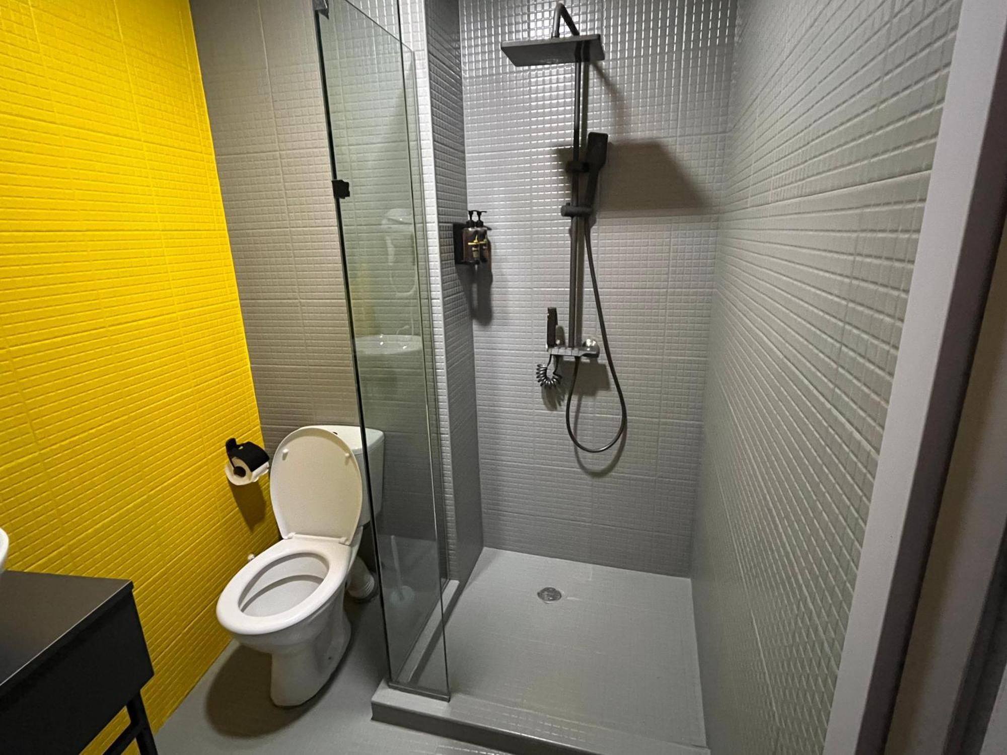 Diuma Hotel Tbilisi Ngoại thất bức ảnh