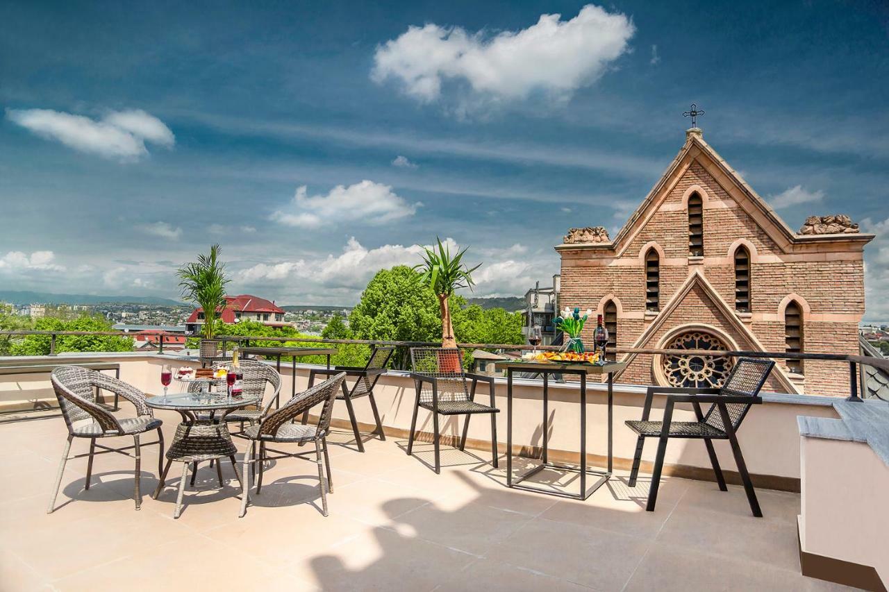 Diuma Hotel Tbilisi Ngoại thất bức ảnh