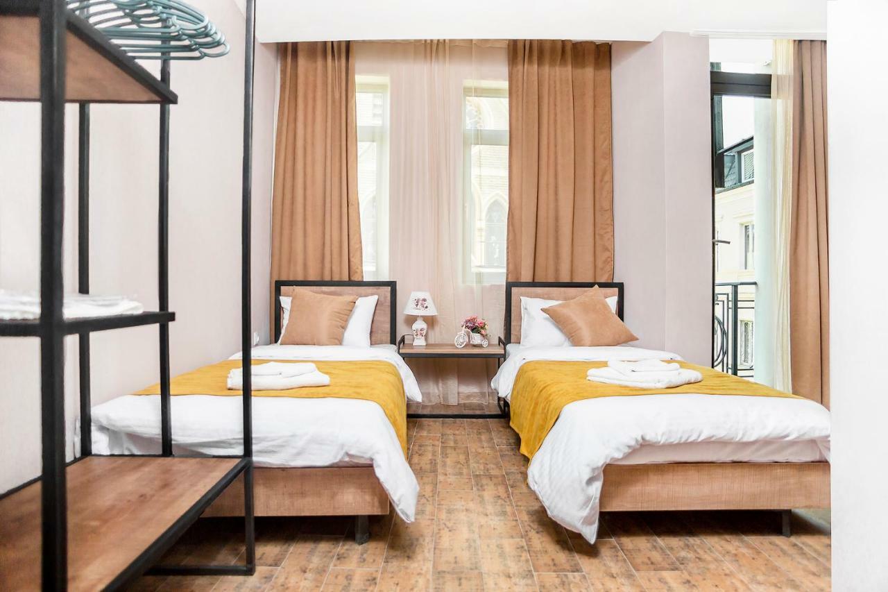 Diuma Hotel Tbilisi Ngoại thất bức ảnh